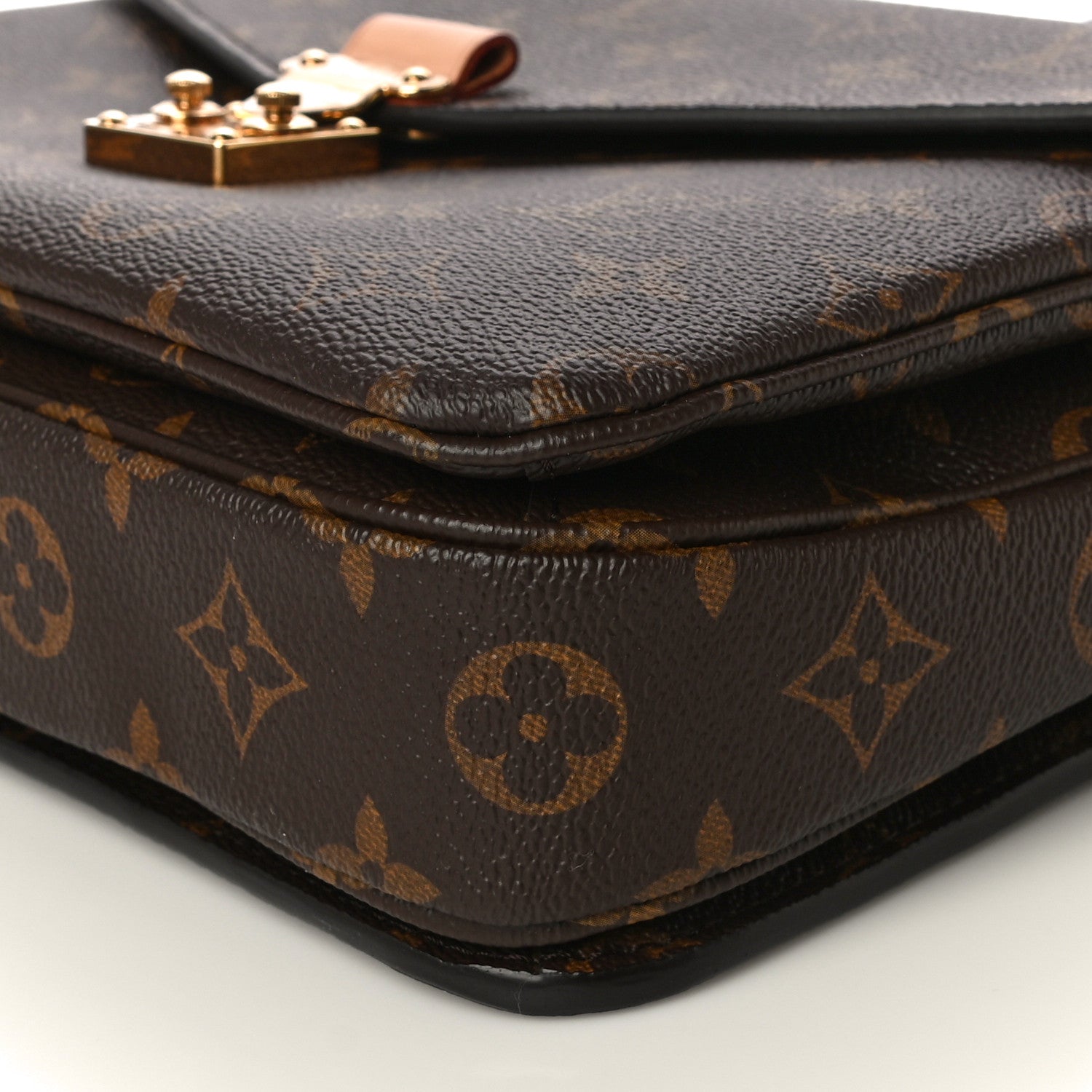 Louis Vuitton Monogram Pochette Metis 10 of 10