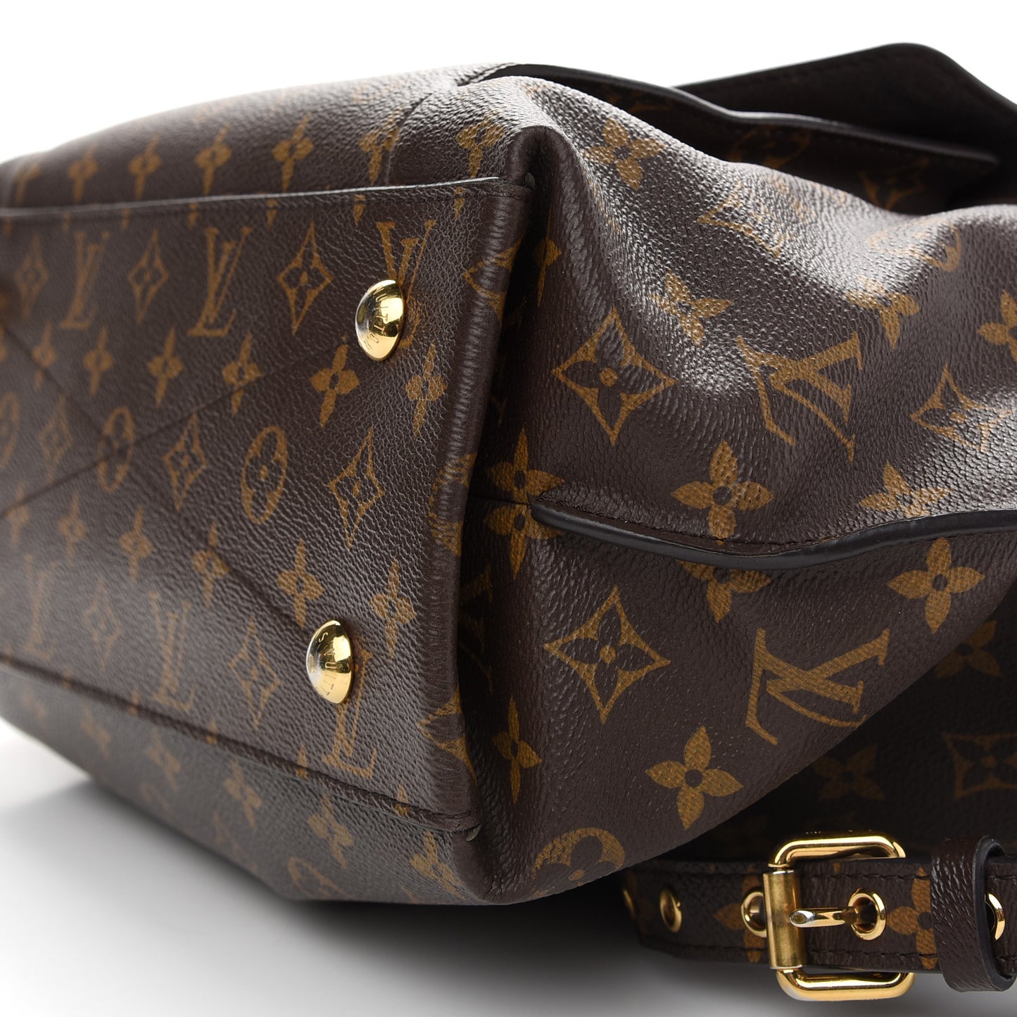 Monogram Metis