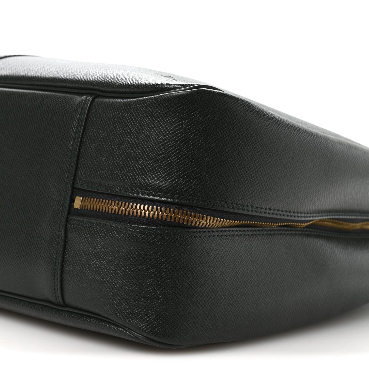 Louis Vuitton Taiga Helanga 1 Poche Epicea 9 of 10