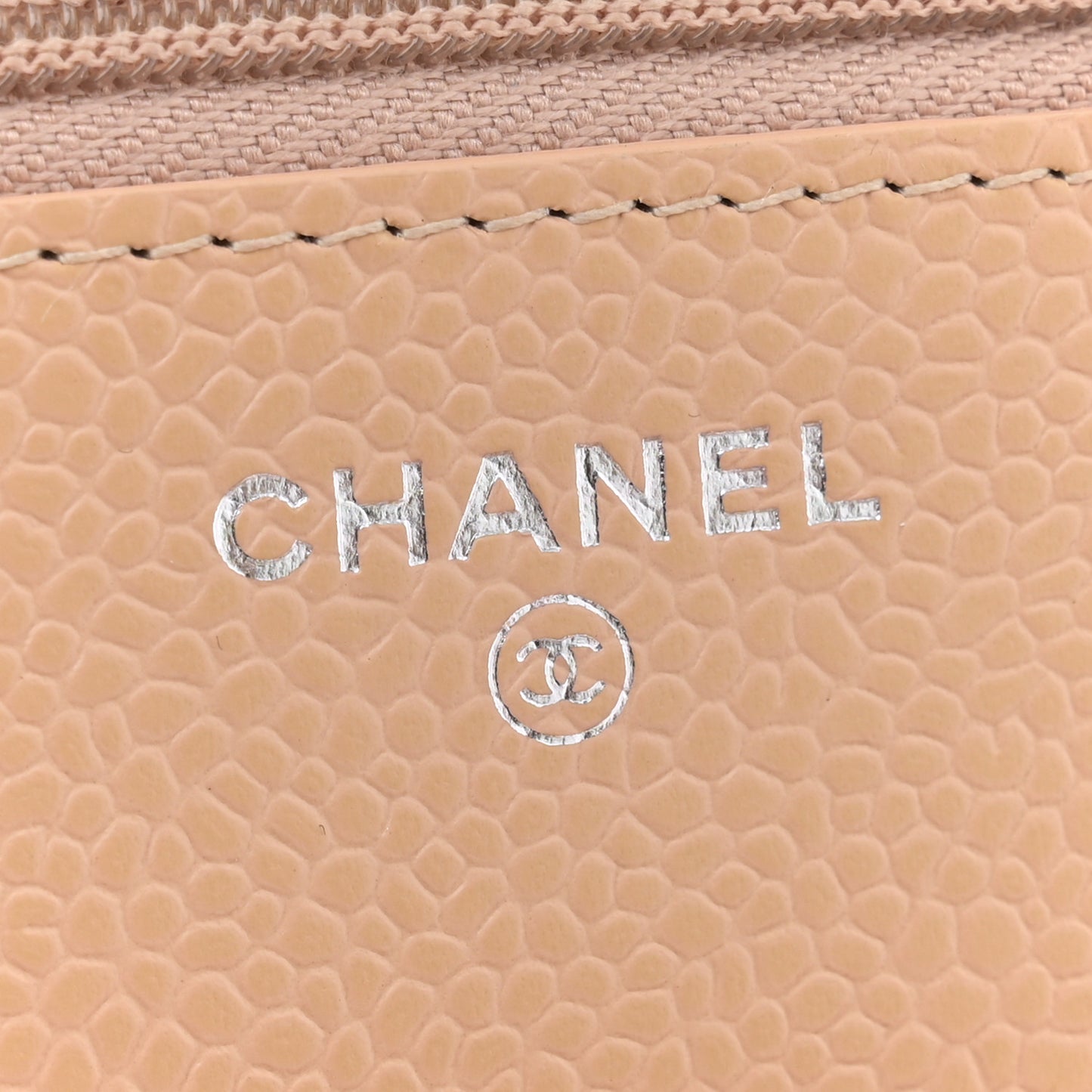 Caviar Quilted Wallet on Chain WOC Beige