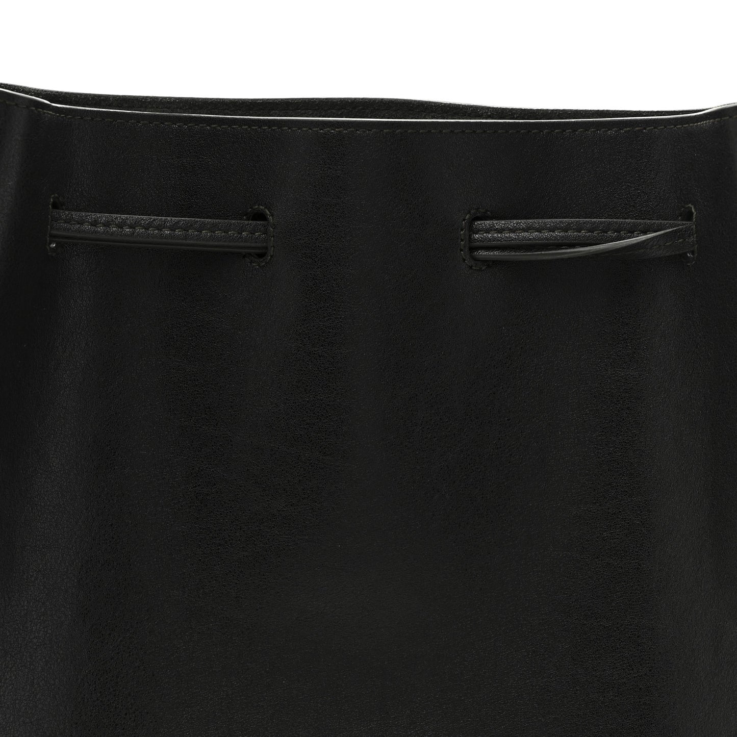 Calfskin Large Bucket Bag New Vert Fonce