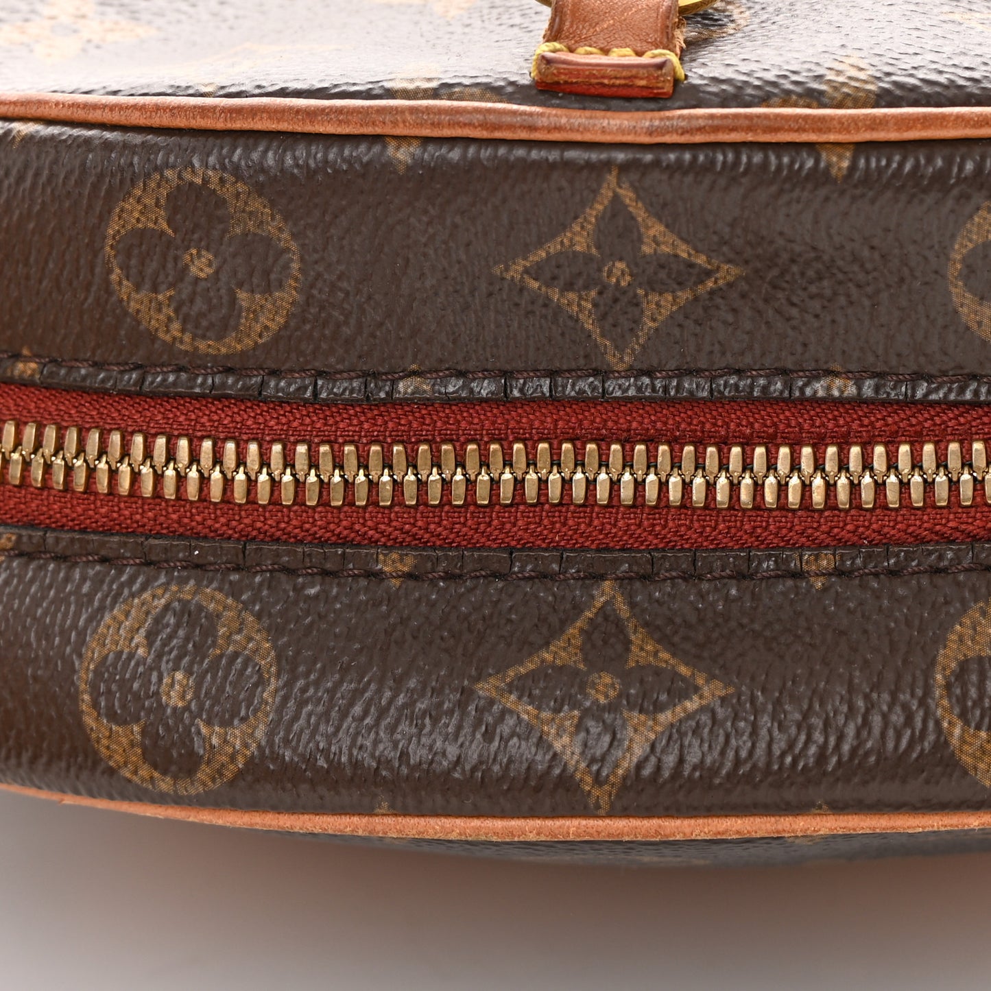 Monogram Boite Chapeau Souple