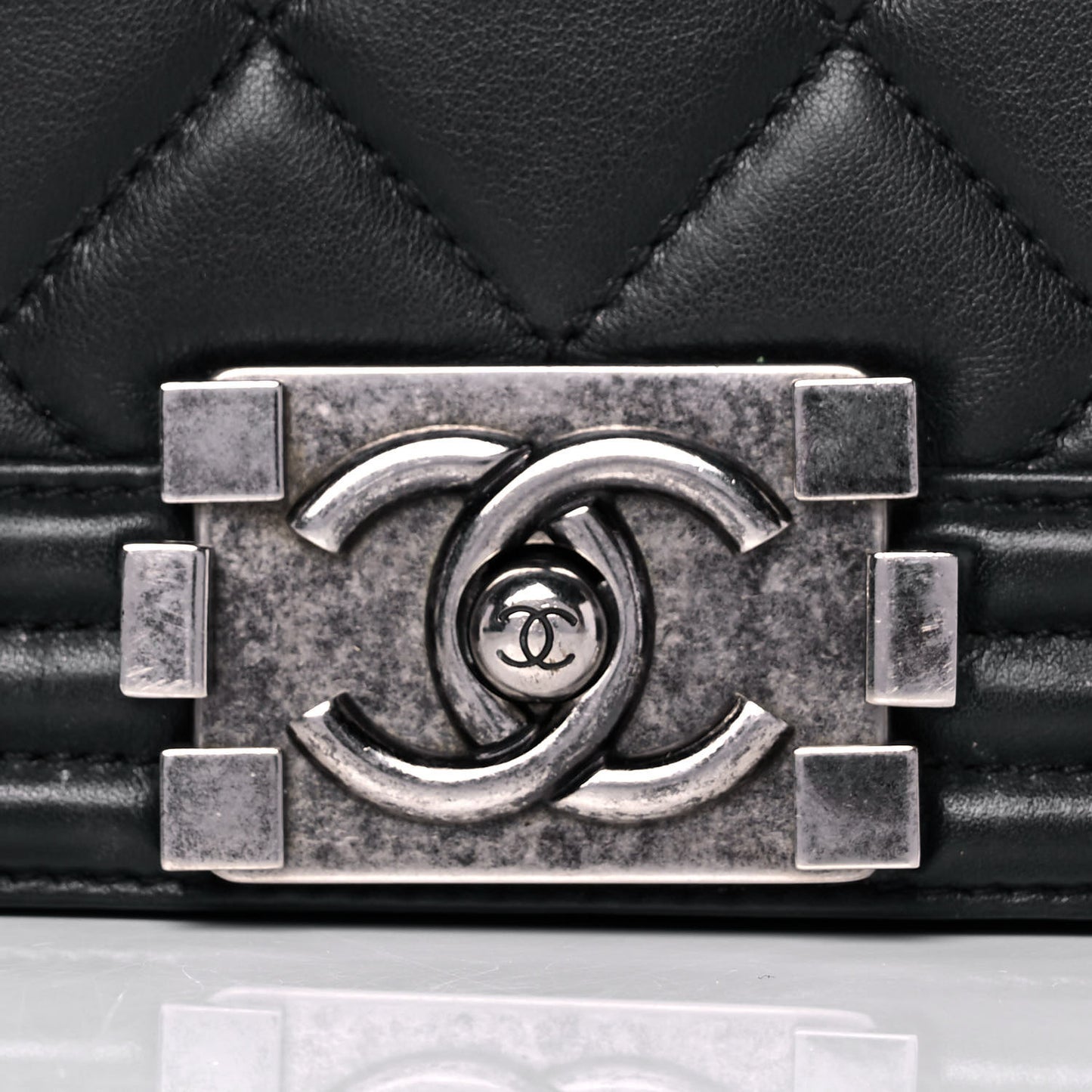 Lambskin Quilted Small Boy Flap Black