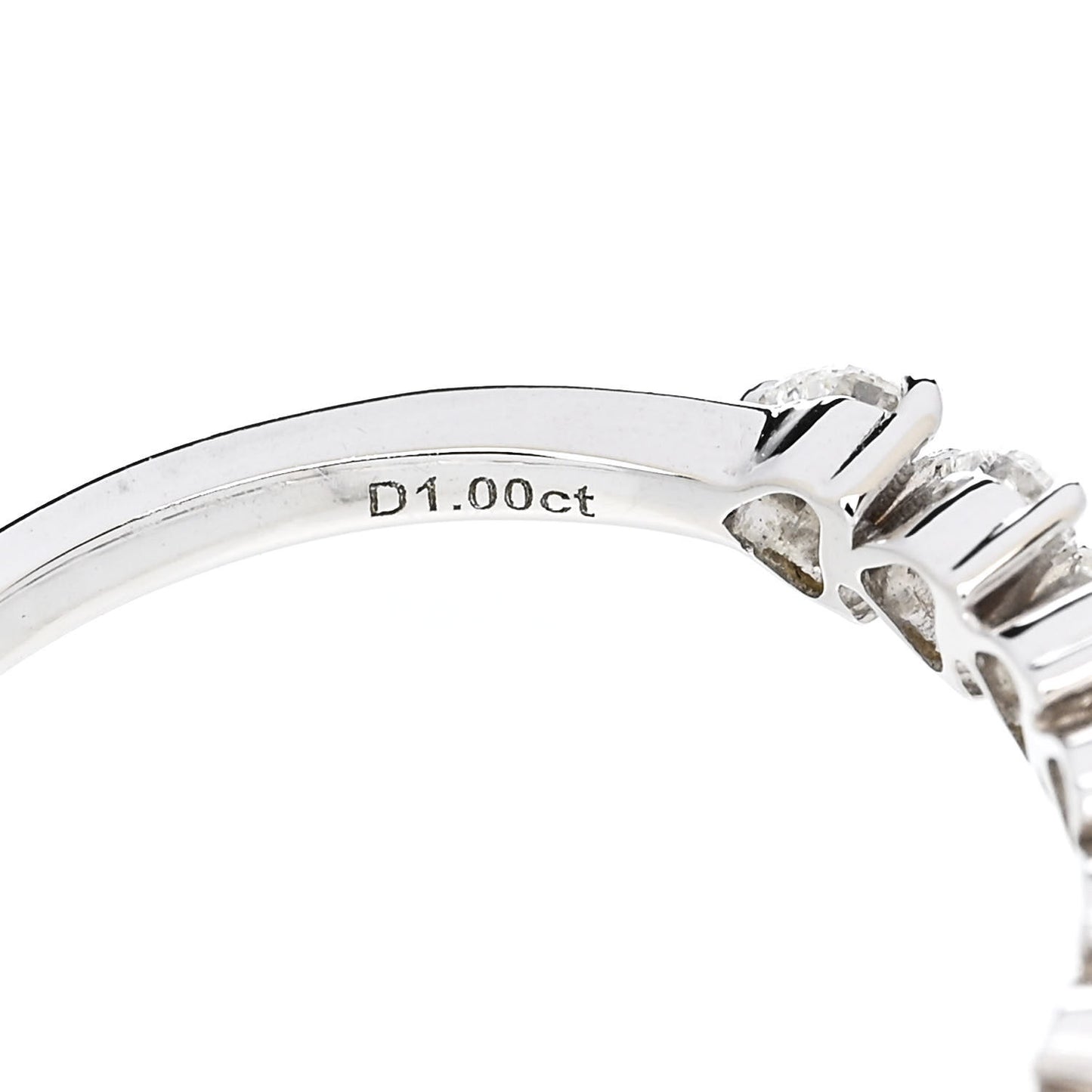18K White Gold Diamond 1.00ct Heart Cut Half Eternity Band Ring 53 6.25