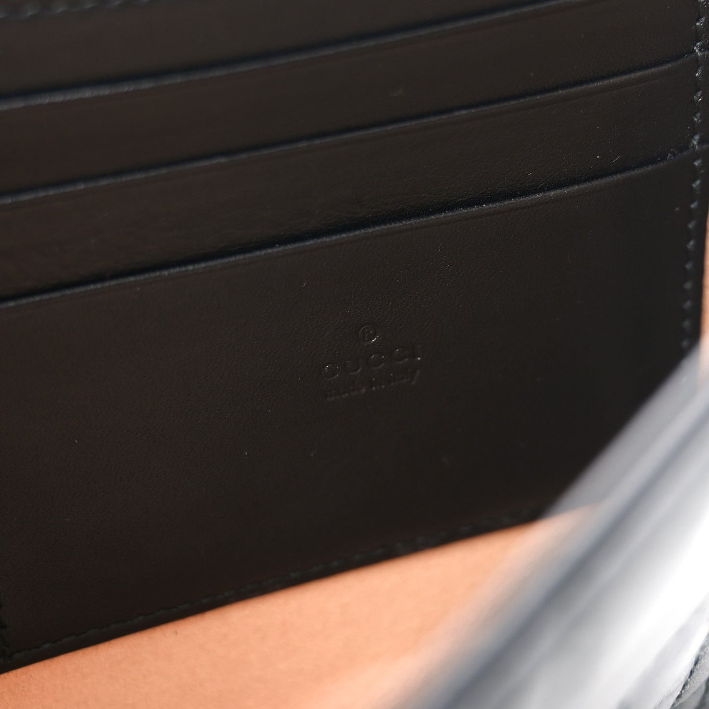 Calfskin Matelasse Mini Pearly GG Marmont Chain Wallet Black