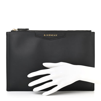 Givenchy Sugar Goatskin Medium Antigona Pouch Black 2 of 8