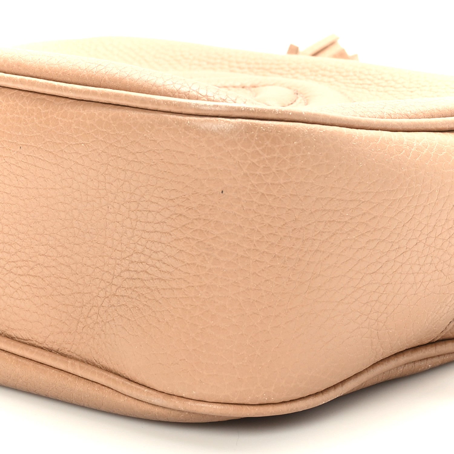 Gucci Pebbled Calfskin Small Soho Disco Bag Camelia 10 of 10