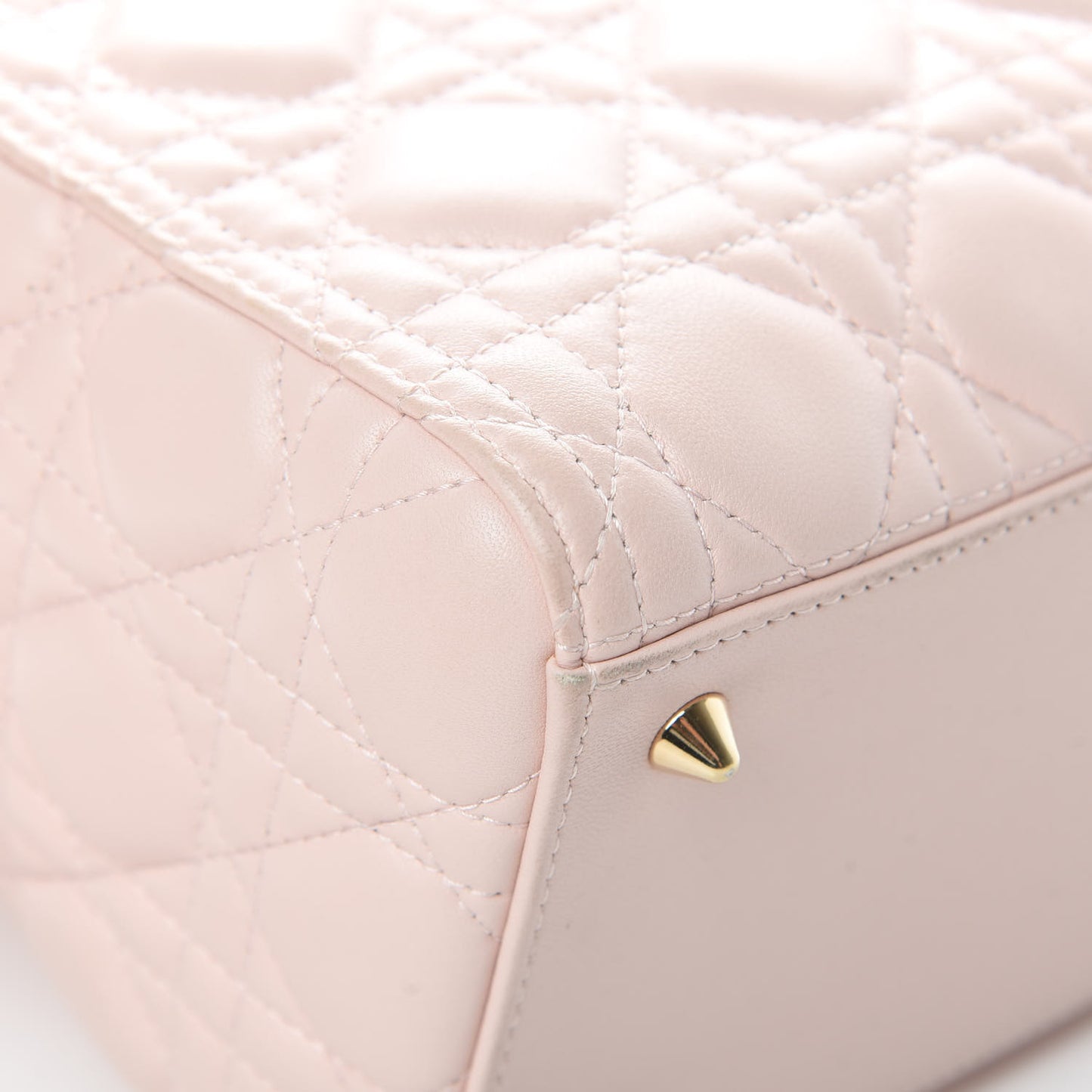 Lambskin Cannage Medium Lady Dior Light Pink