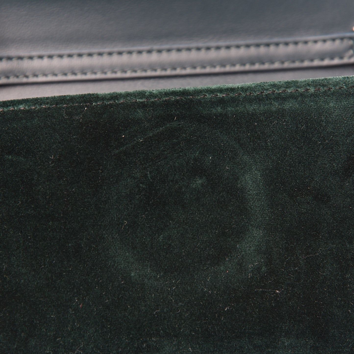Velvet F is Wallet on Chain Green