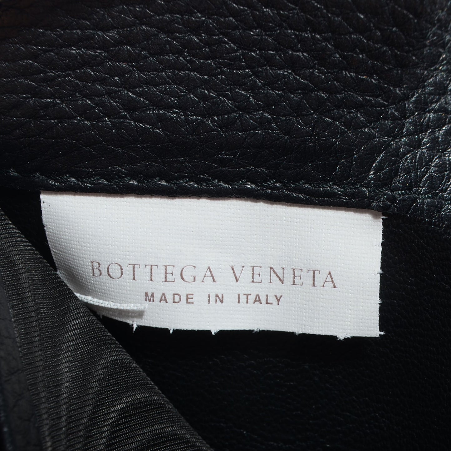 Vivo Cervo Intreccio Zip Around Wallet Nero Black