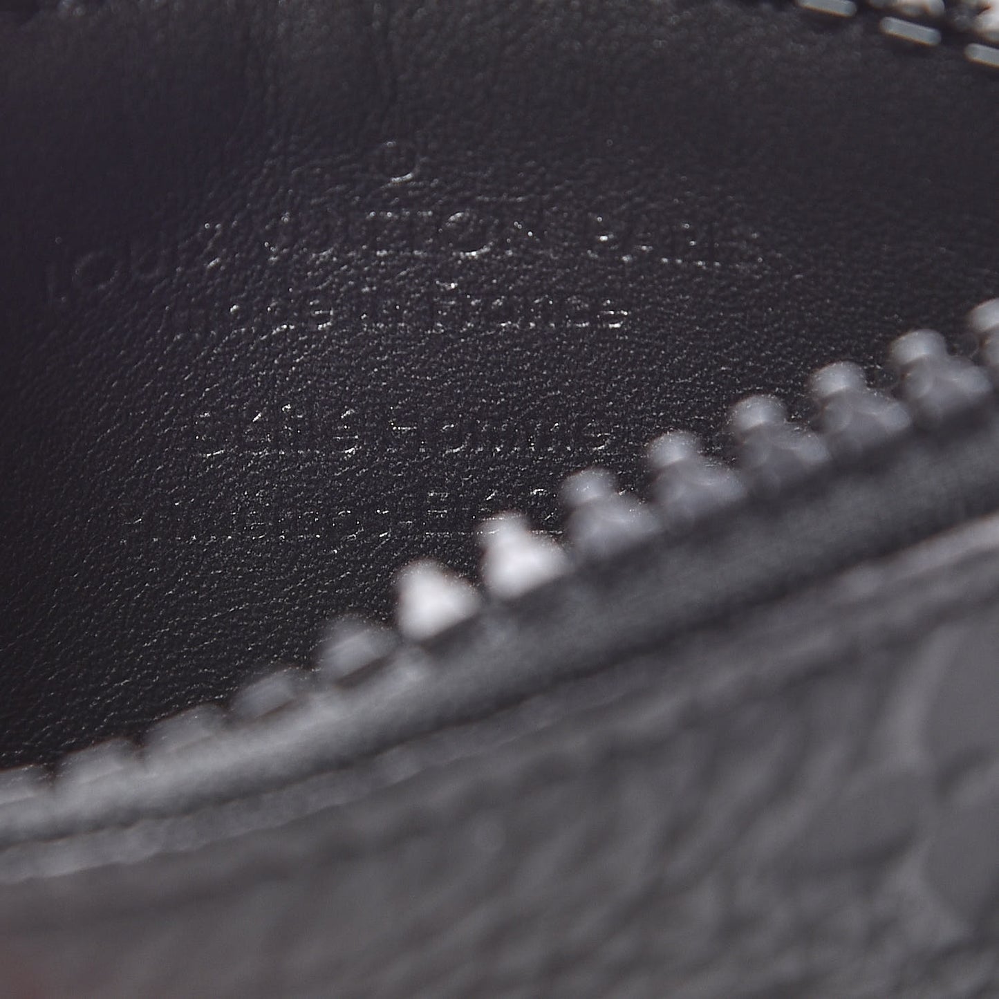 Taurillon Monogram Solar Ray Key Pouch Black