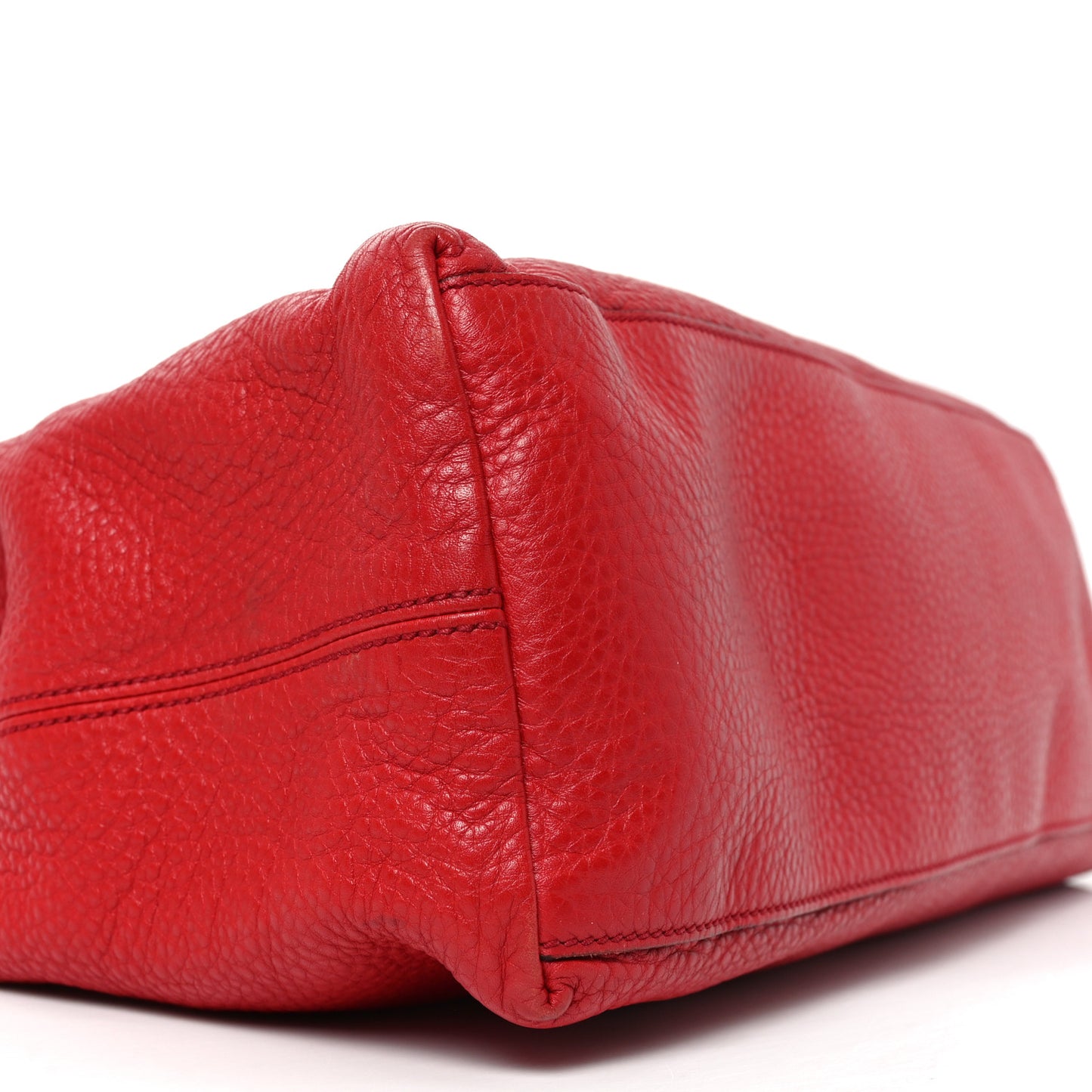 Pebbled Calfskin Medium Soho Chain Shoulder Bag Tabasco Red