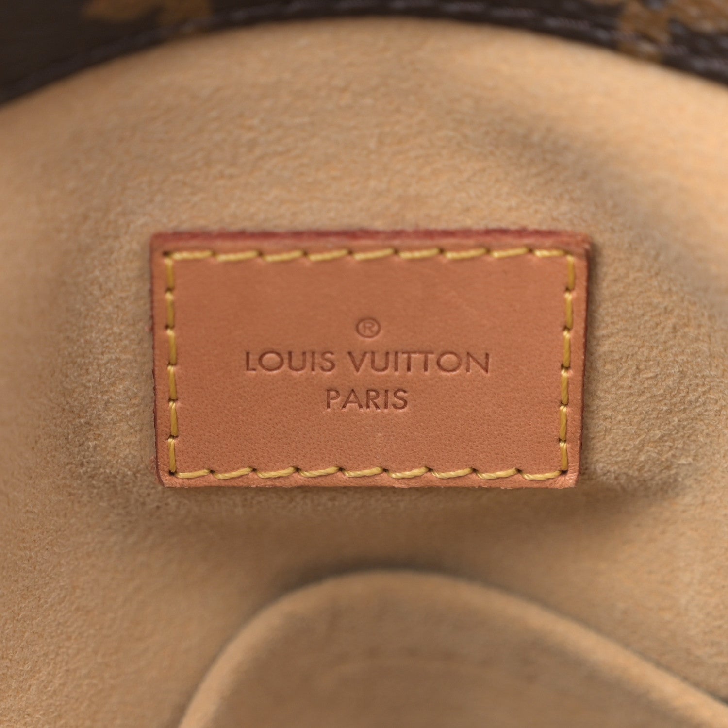 Louis Vuitton Monogram Artsy MM 6 of 11