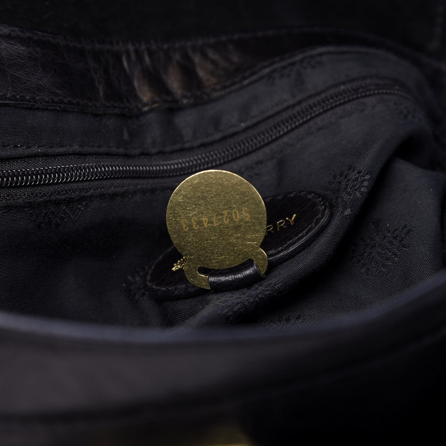 Soft Buffalo Medium Alexa Black