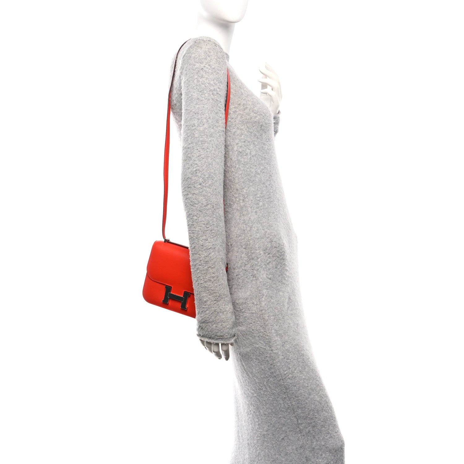 Hermes Tadelakt Constance 18 Capucine 1835227 – FASHIONPHILE