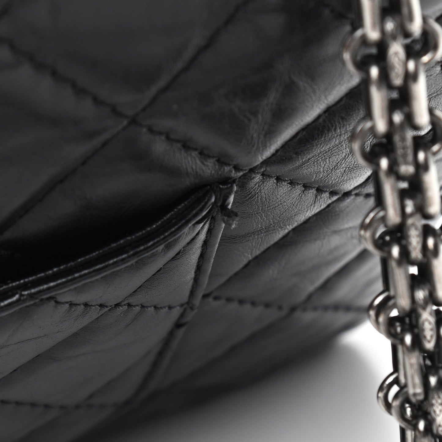 Aged Calfskin Quilted 2.55 Reissue 226 Flap Black