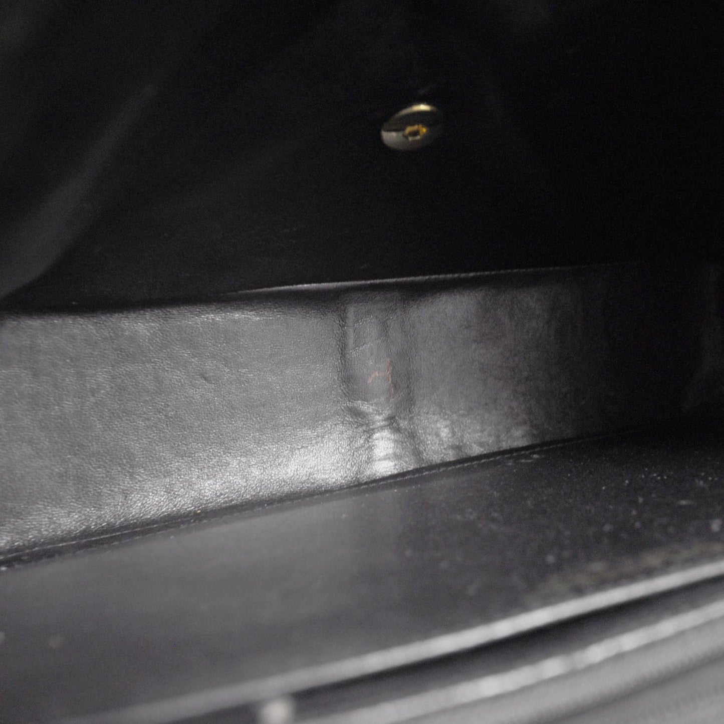 Caviar Jumbo Flap Black GHW