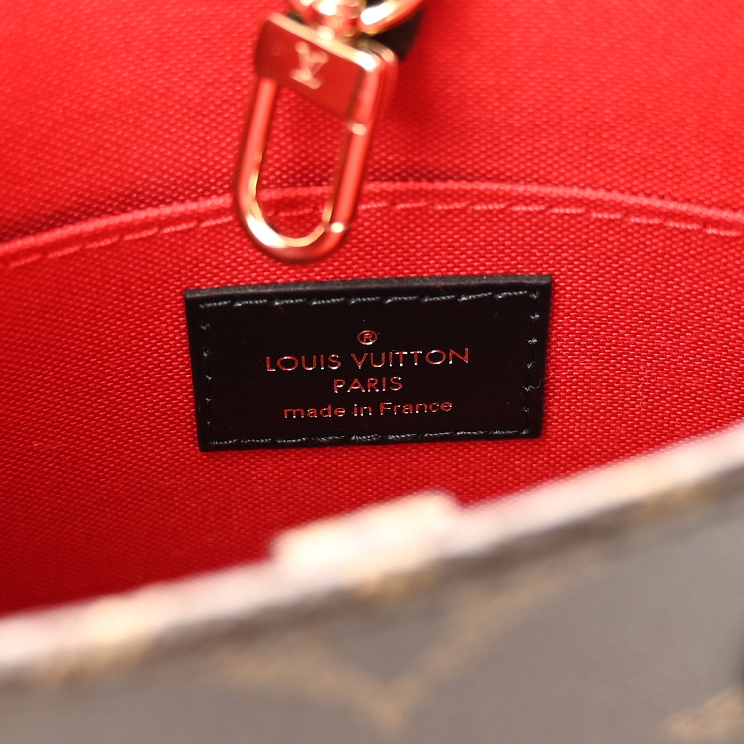 Louis Vuitton Reverse Monogram Giant Onthego BB 6 of 9