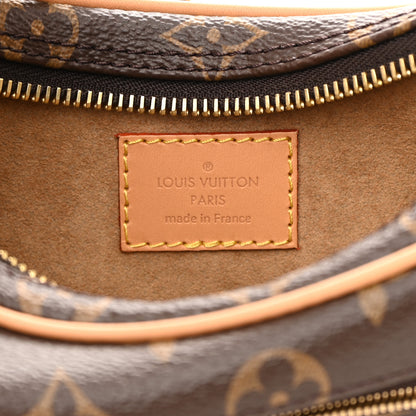 Louis Vuitton Monogram Loop 6 of 10