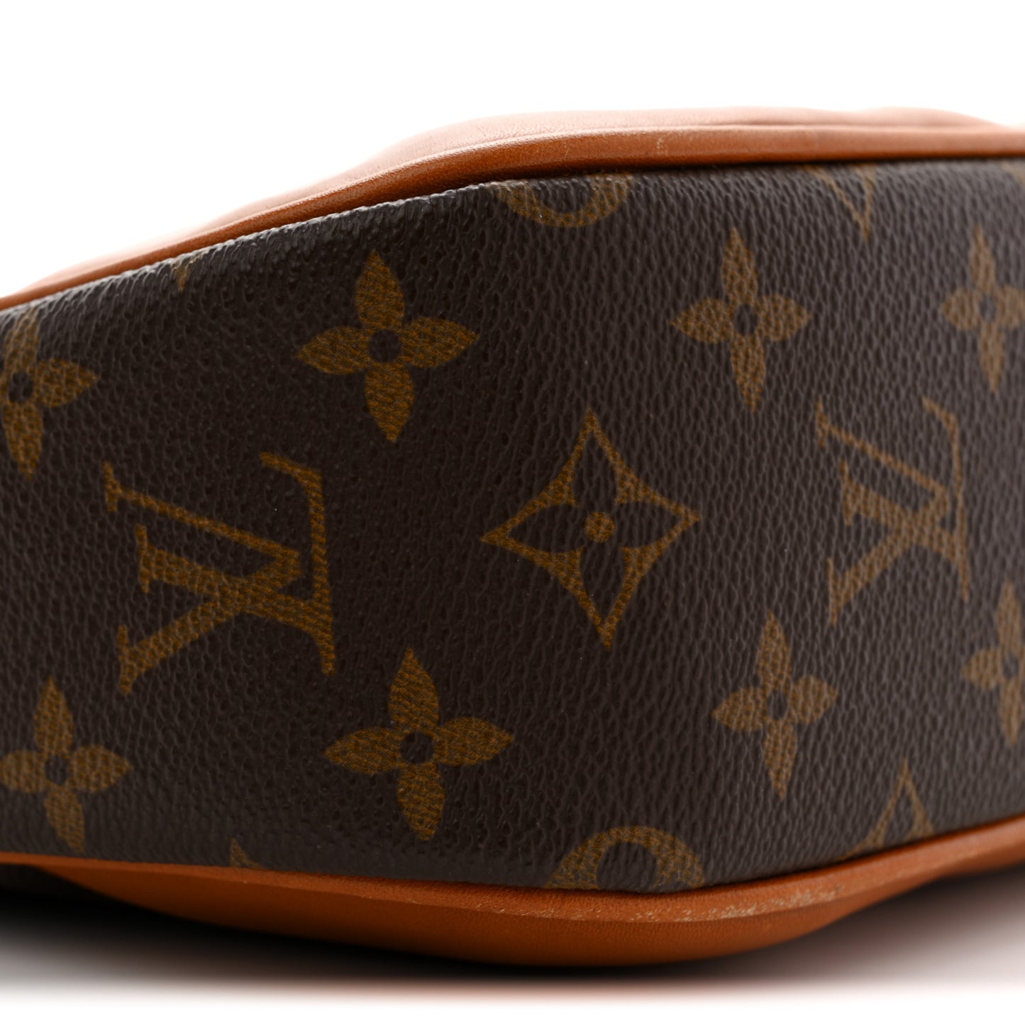 Monogram Saks Boulogne