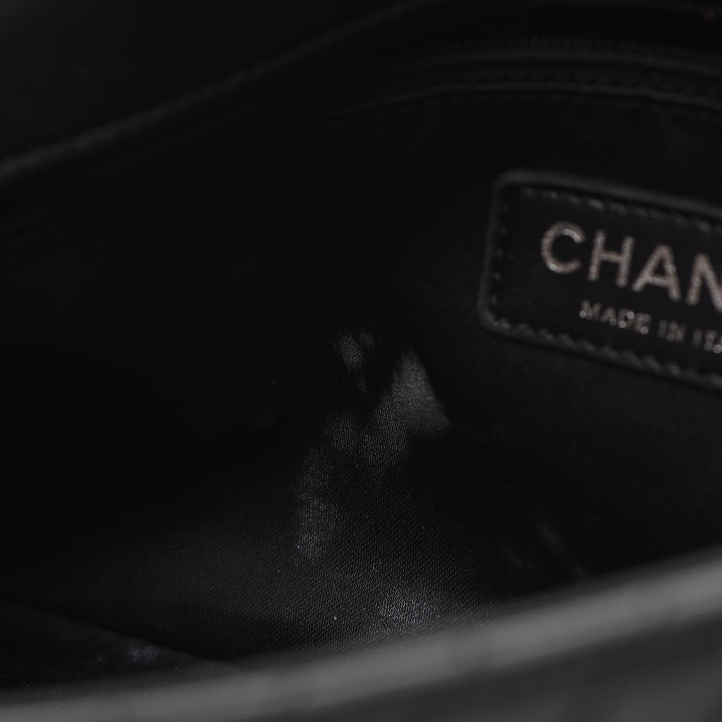 Lambskin Small CC Crossing Flap Black