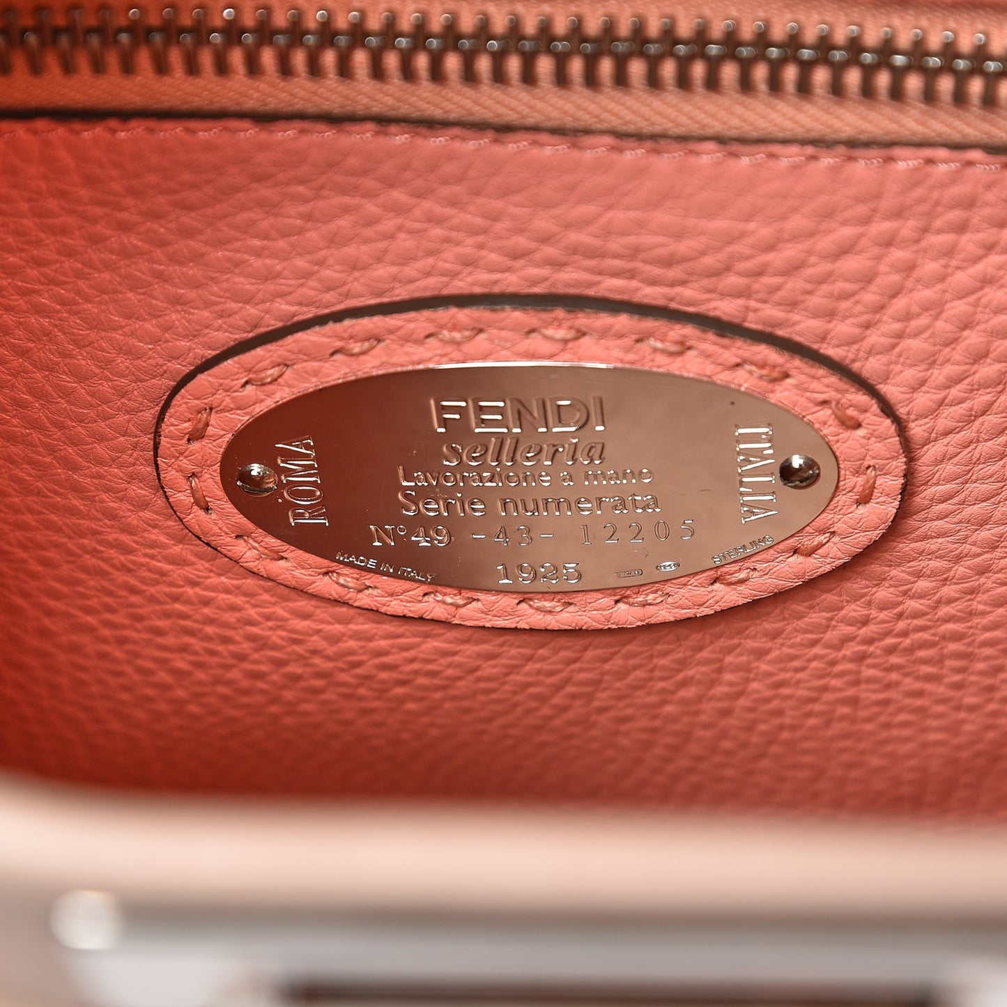 Cuoio Romano Selleria Bi-Color Medium Peekaboo Iconic Satchel Rosa Plaster Pesca