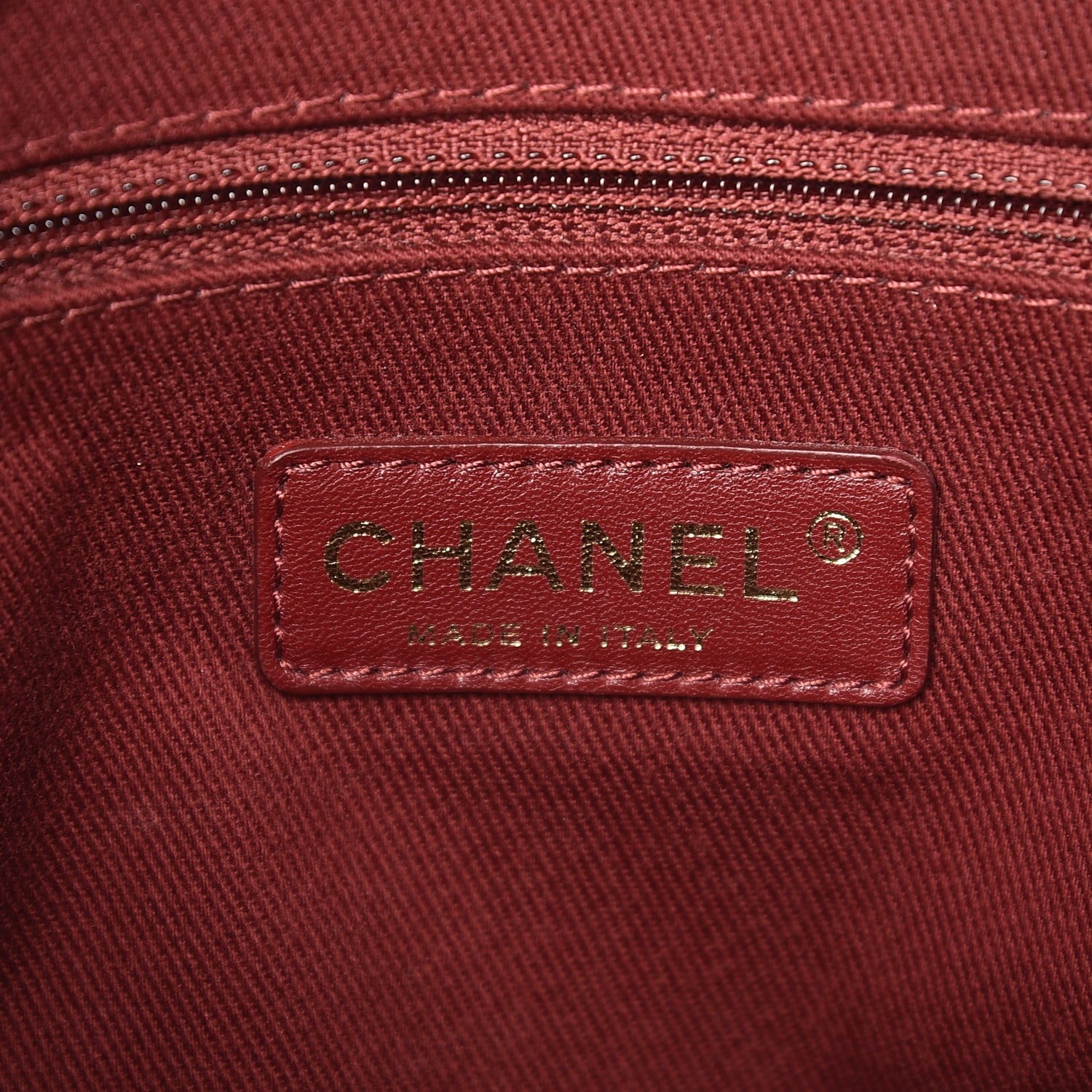 Chanel Glazed Caviar Quilted Small Shiva Tote Black 7 of 11