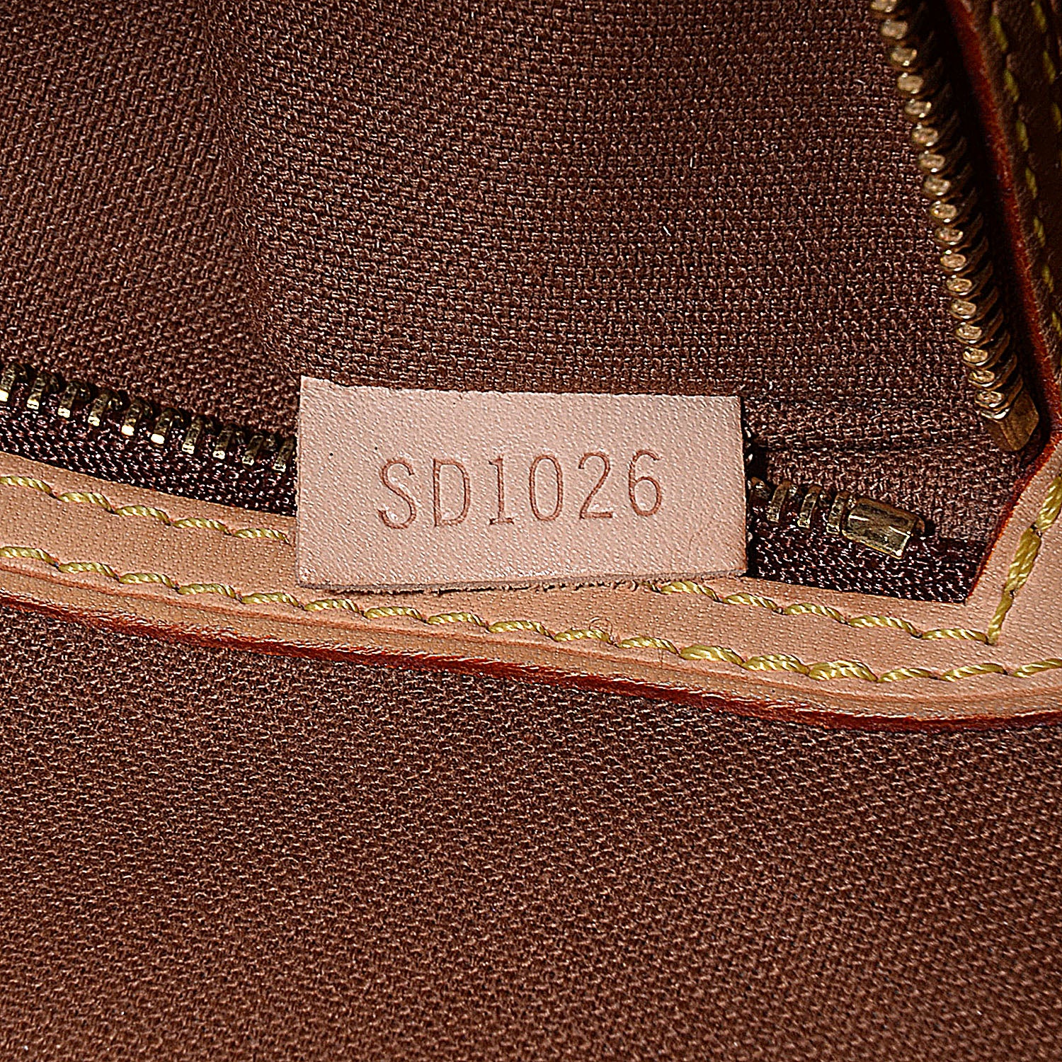 Louis Vuitton Monogram Batignolles Horizontal 7 of 7
