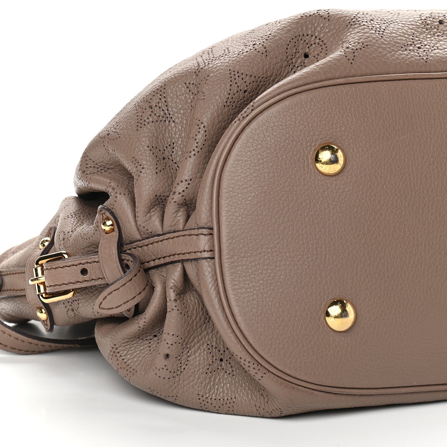 Louis Vuitton Mahina L Taupe 6 of 9