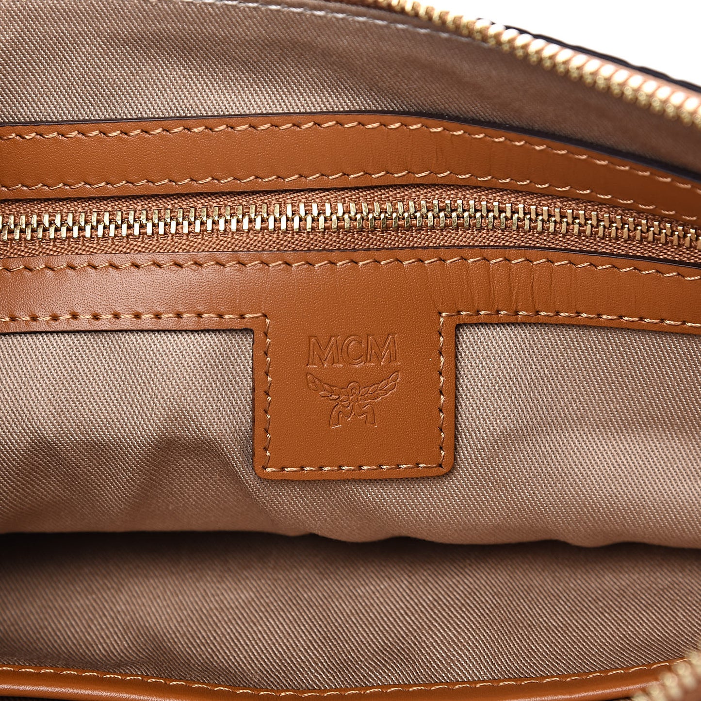 Visetos Medium Crossbody Pouch Cognac