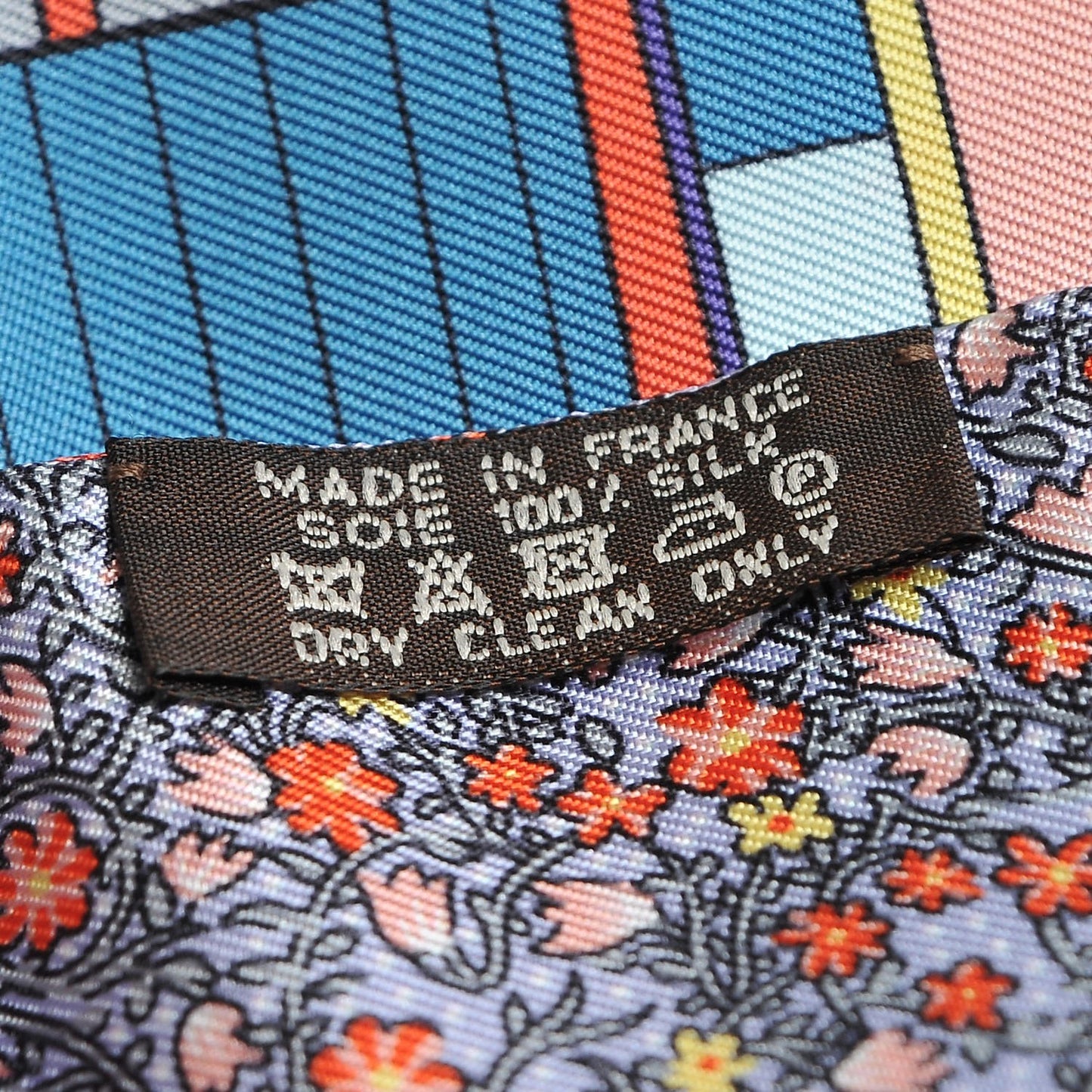 Silk Sangles en Zigzag Fleuries Maxi Twilly Corail Bleu Jaune