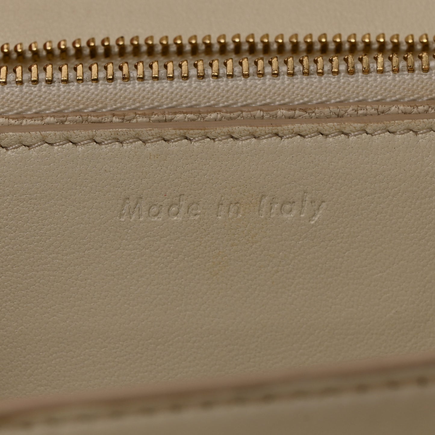 Liege Calfskin Medium Classic Box Flap Bag White