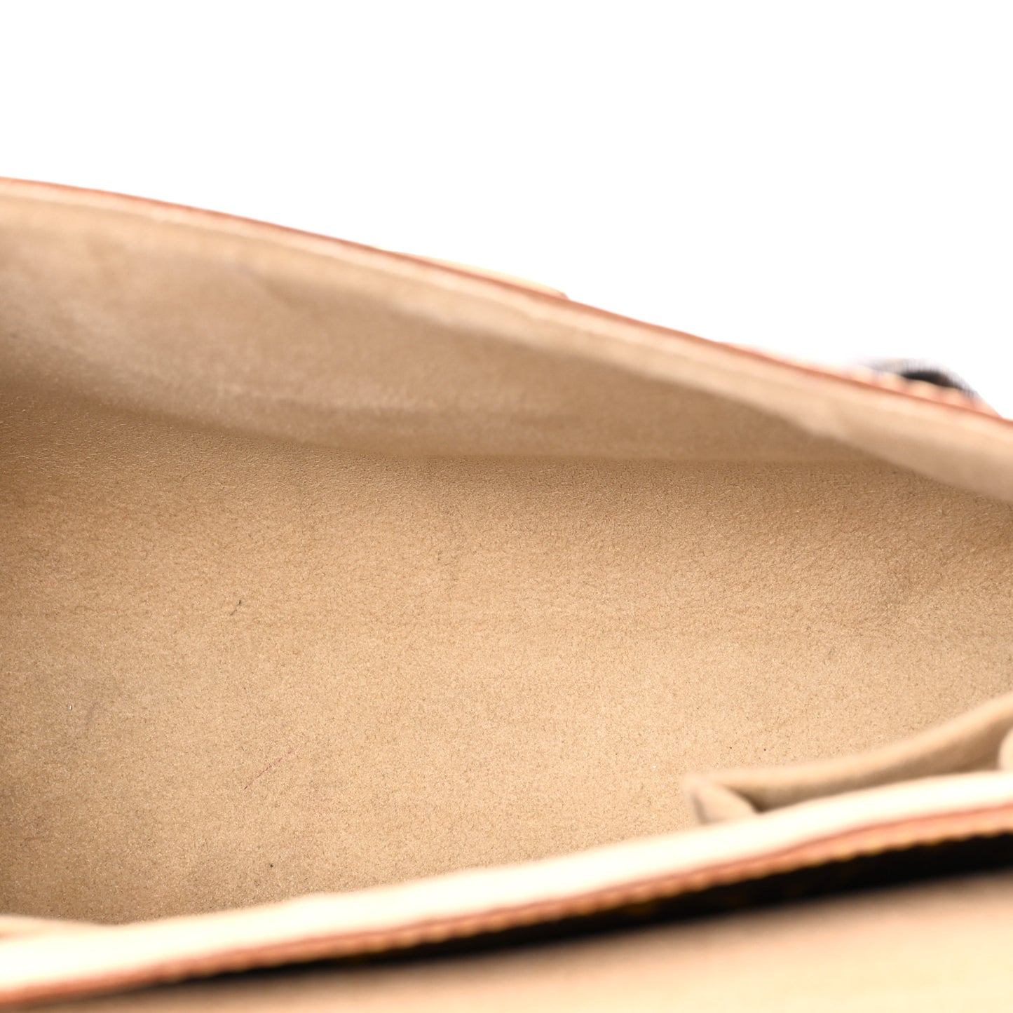 Monogram Beverly MM