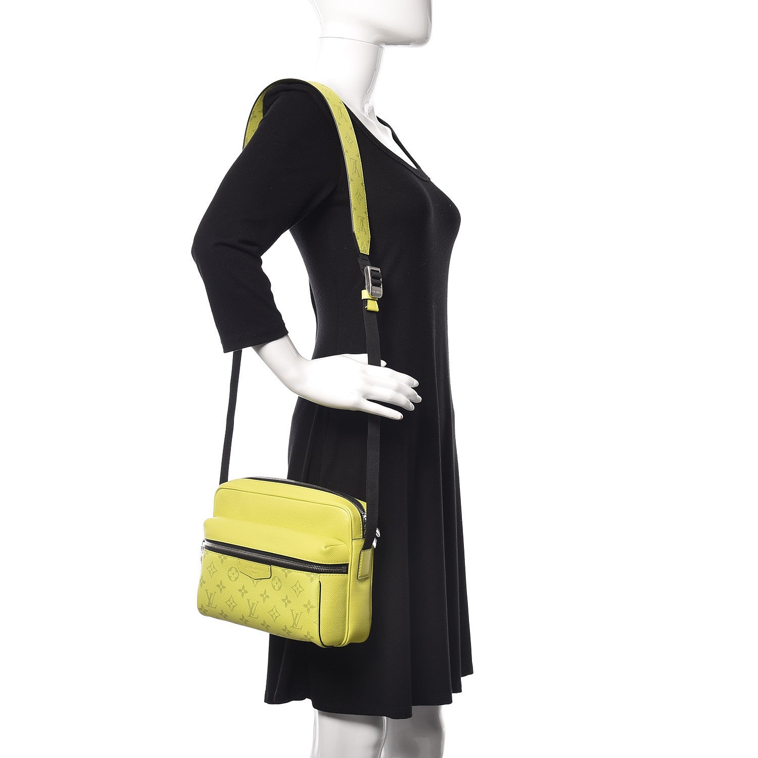 Louis Vuitton Taigarama Outdoor Messenger Yellow 2 of 10