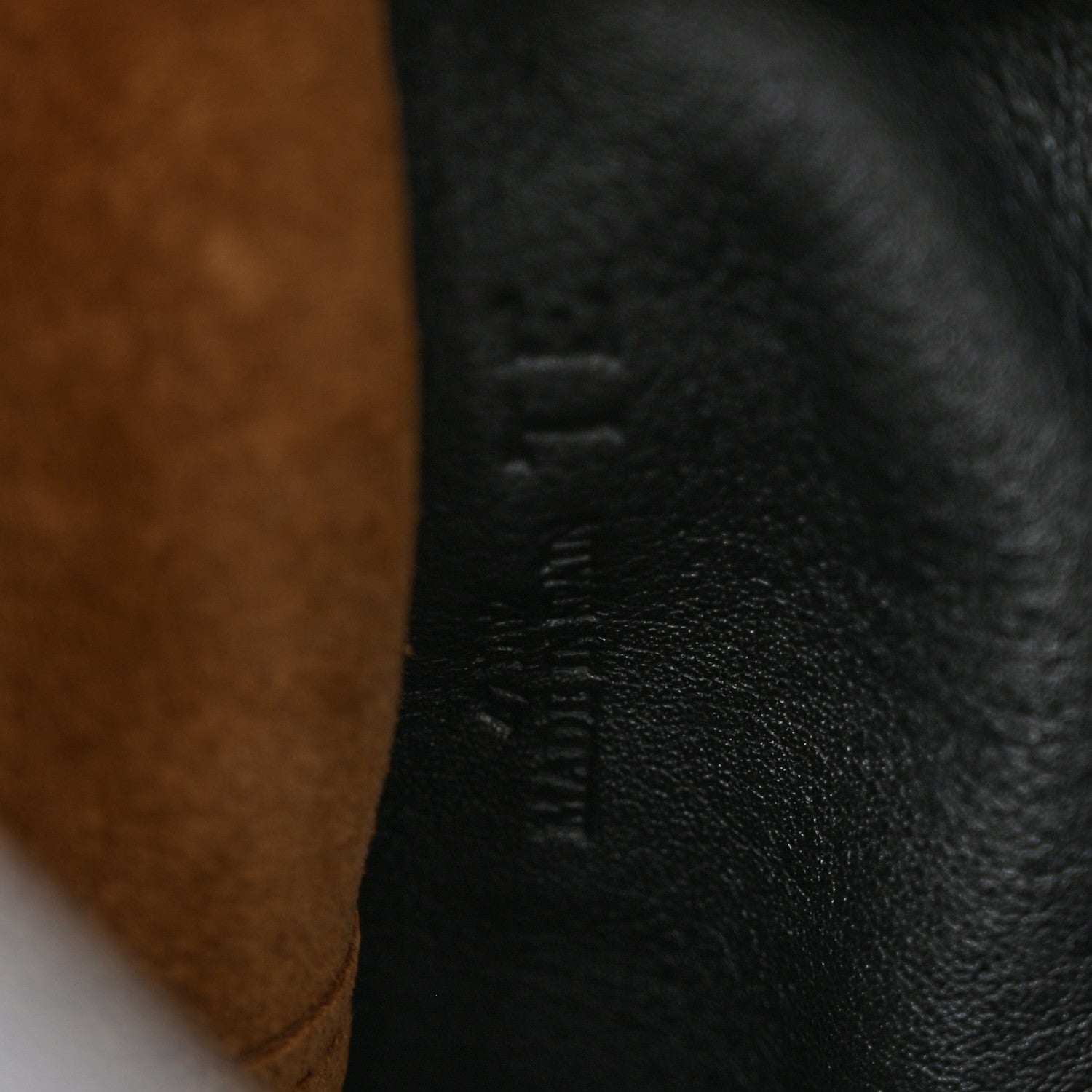 Loewe Calfskin Amazona 28 Black 7 of 17