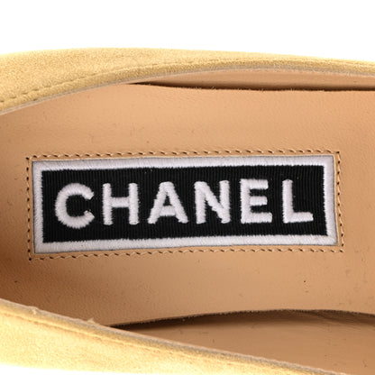 Chanel Suede Grosgrain Cap Toe CC Pumps 36 Beige Black 9 of 11