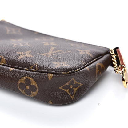Louis Vuitton Monogram Mini Pochette Accessories 8 of 9