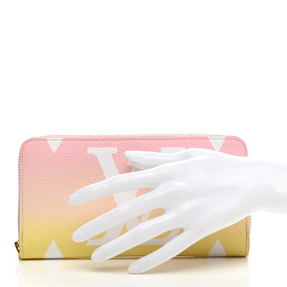 Louis Vuitton Monogram Giant By The Pool Zippy Wallet Light Pink 2 of 13