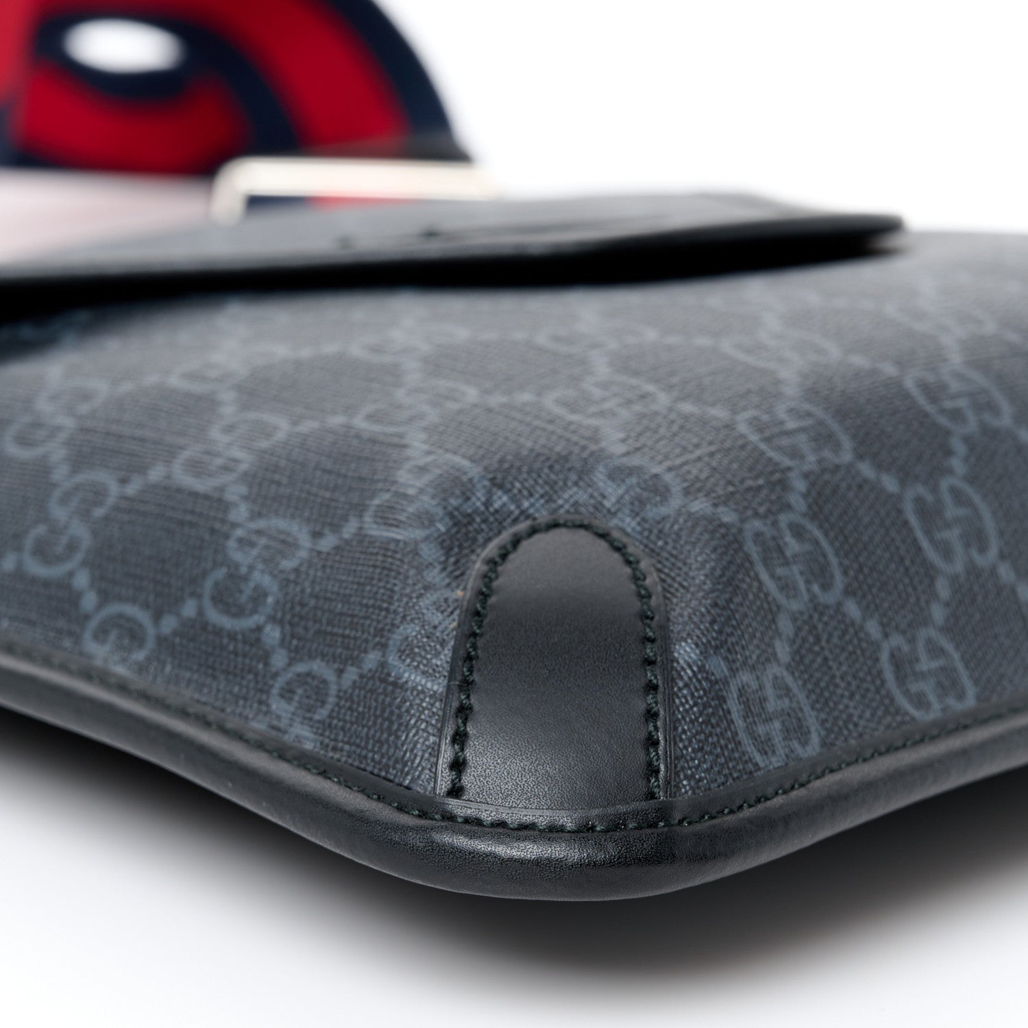 Gucci GG Supreme Monogram Web Medium Messenger Bag Black Grey 11 of 12