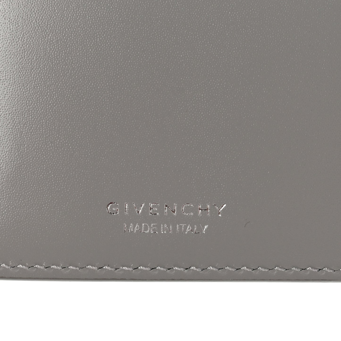 Smooth Box Calfskin 4G Wallet Cloudy Grey