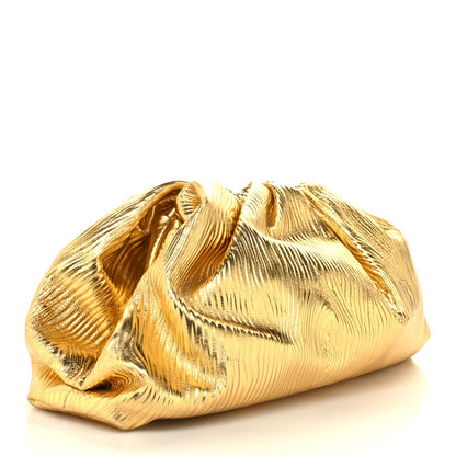 Bottega Veneta Metallic Bark Calfskin Embossed The Pouch Oversized Clutch Oro 3 of 10