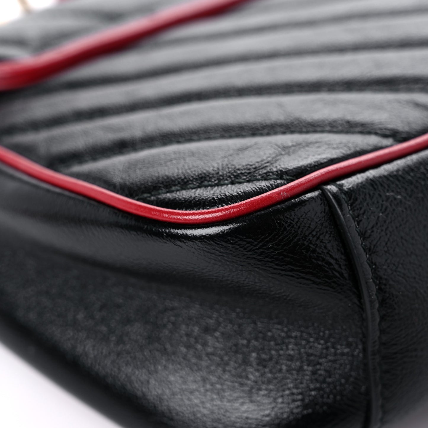 Vintage Effect Calfskin Matelasse Diagonal Small Torchon GG Marmont Shoulder Bag Black Romantic Cherry