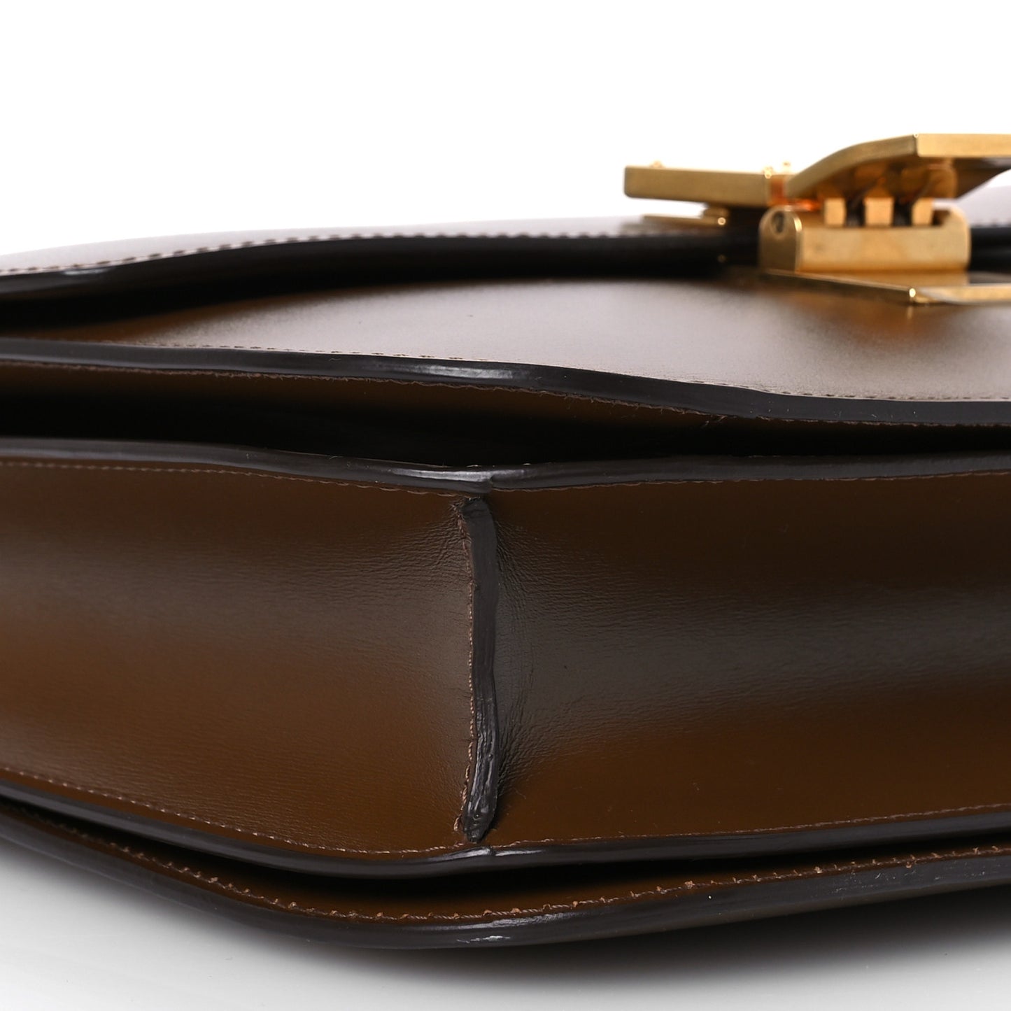 Box Calfskin Medium Classic Box Flap Bag Camel