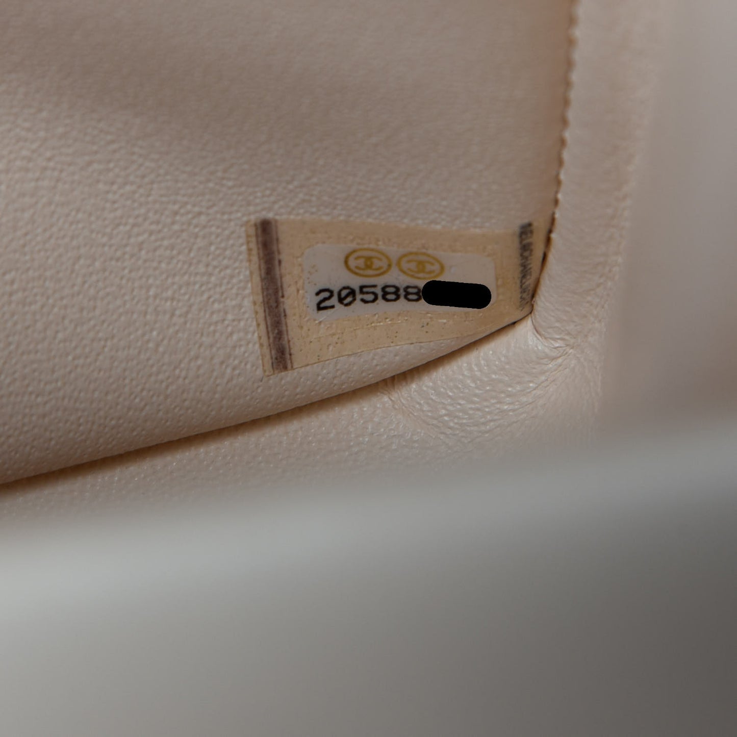Aged Calfskin Quilted 2.55 Reissue 226 Flap Ivory