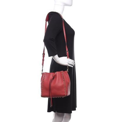 Valentino Garavani Grained Calfskin Rockstud Bucket Bag Red 2 of 9