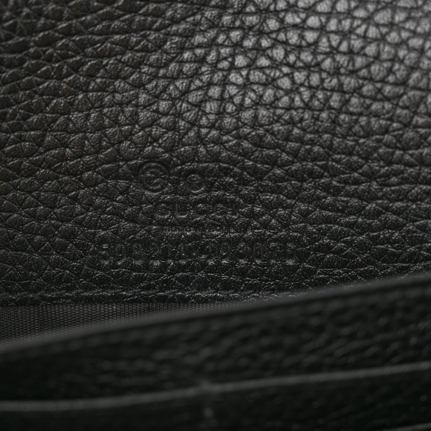 Pebbled Calfskin Soho Wallet On Chain Black