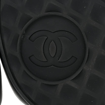 Chanel Shiny Calfskin Suede Quilted CC Logo Sneakers 39 White 7 of 13