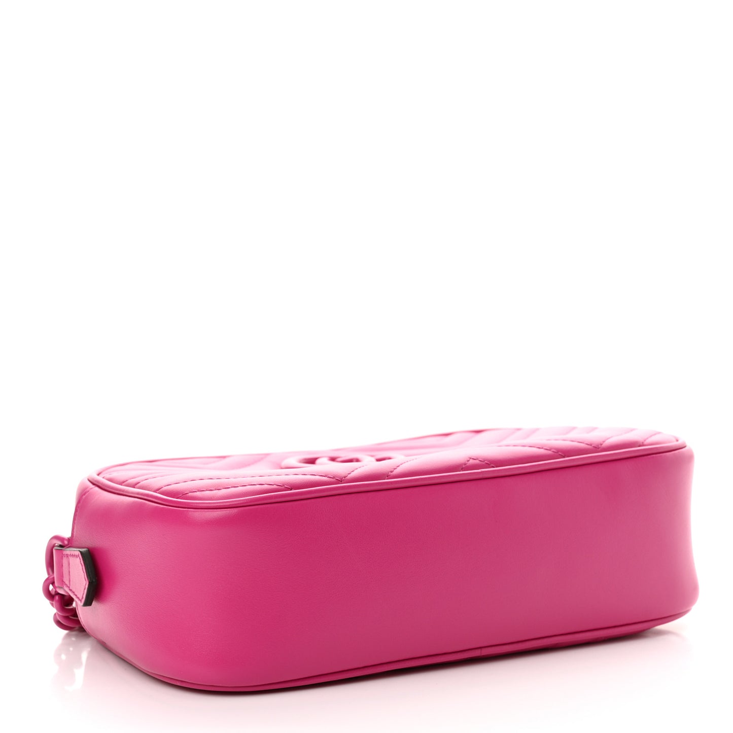Calfskin Matelasse Monochrome Small GG Marmont Chain Shoulder Bag Classic Fuxia