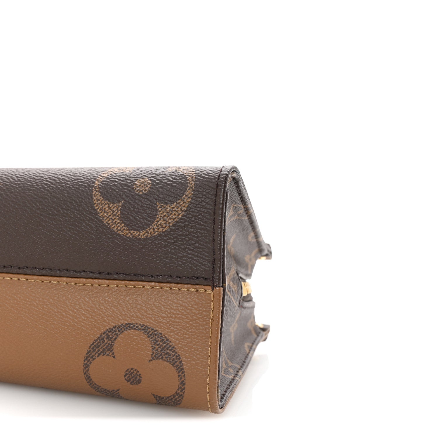 Louis Vuitton Reverse Monogram Giant OnTheGo East West 9 of 9