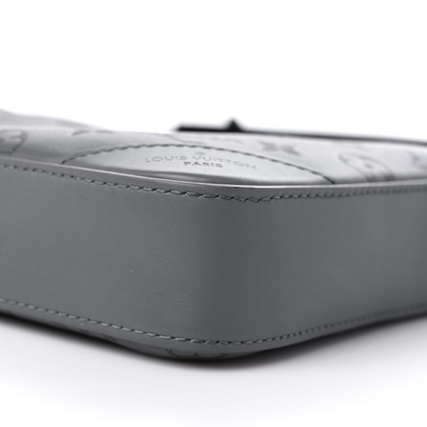 Calfskin Monogram Shadow Duo Messenger Anthracite Gray